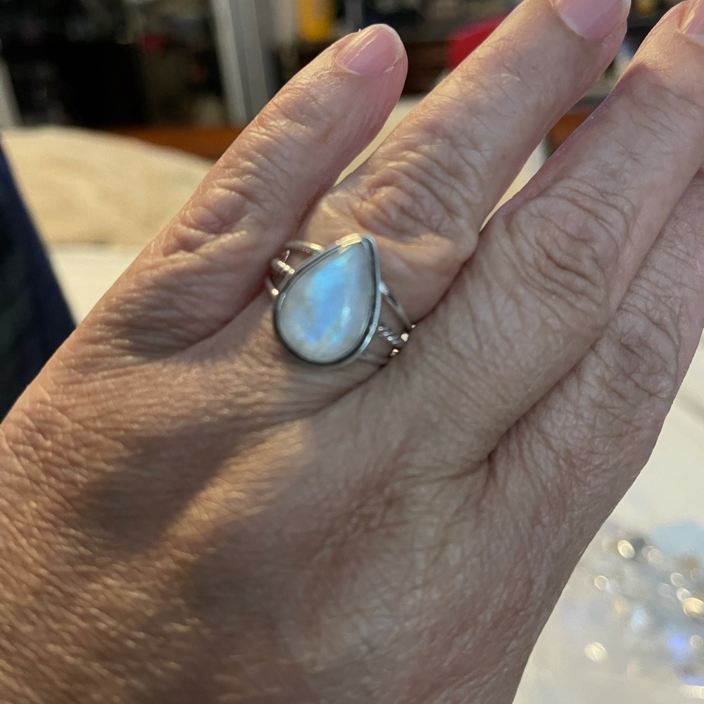 Moonstone Ring - Picture 5 of 5